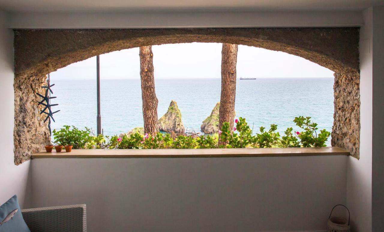 Luxurious Apartment By The Sea Vietri sul Mare Exterior photo